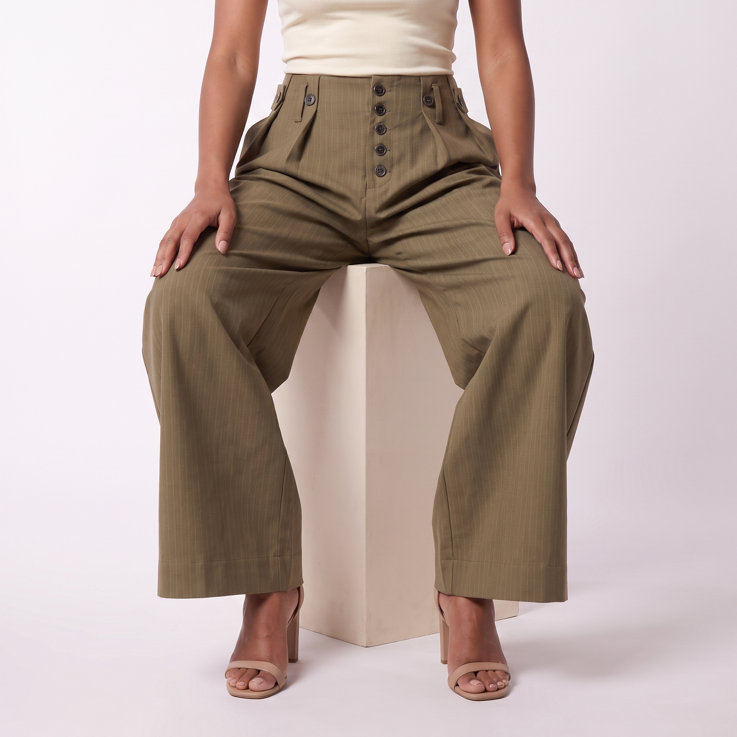 16257918796111-seated-x.png