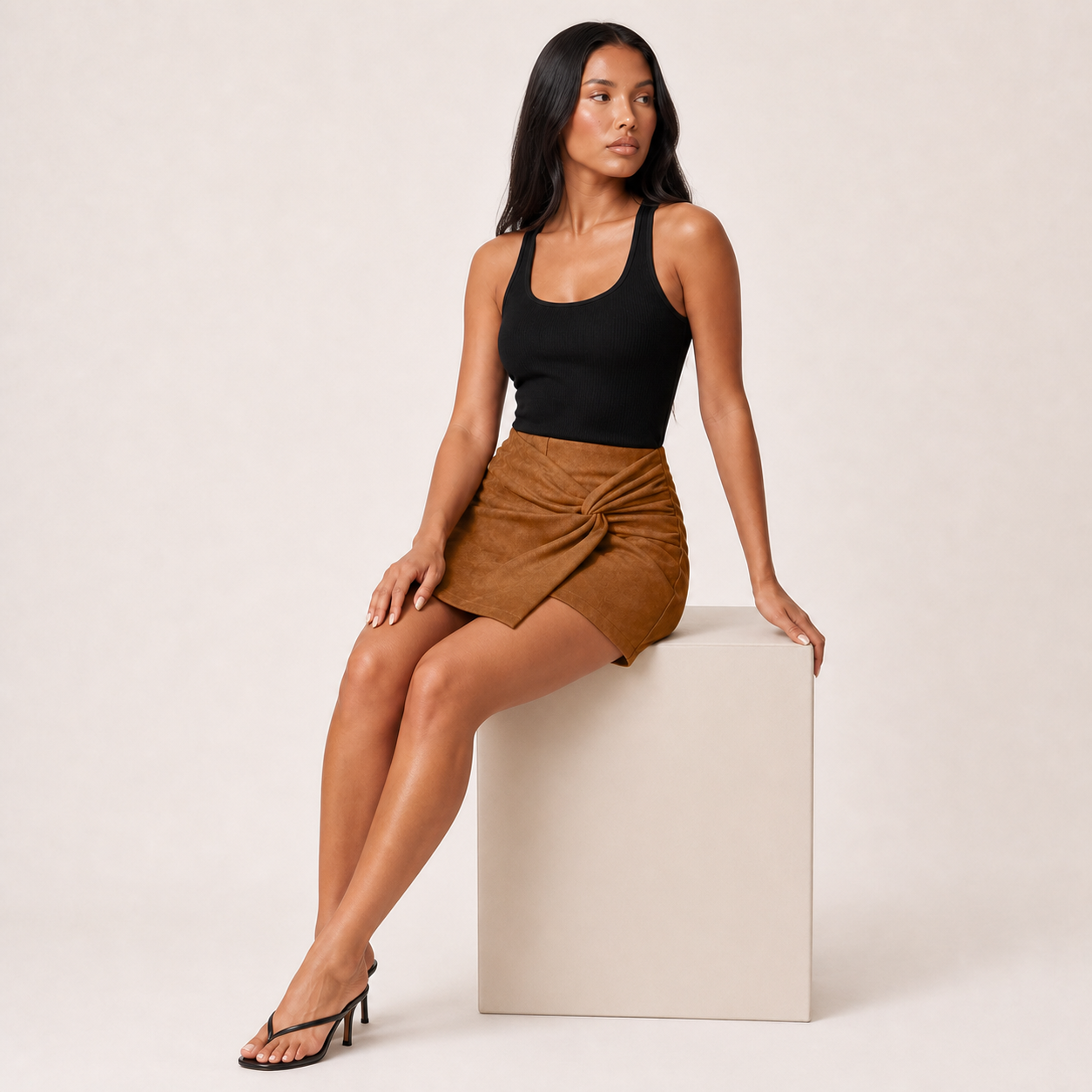 16257920500047-seated-khaki-x.png