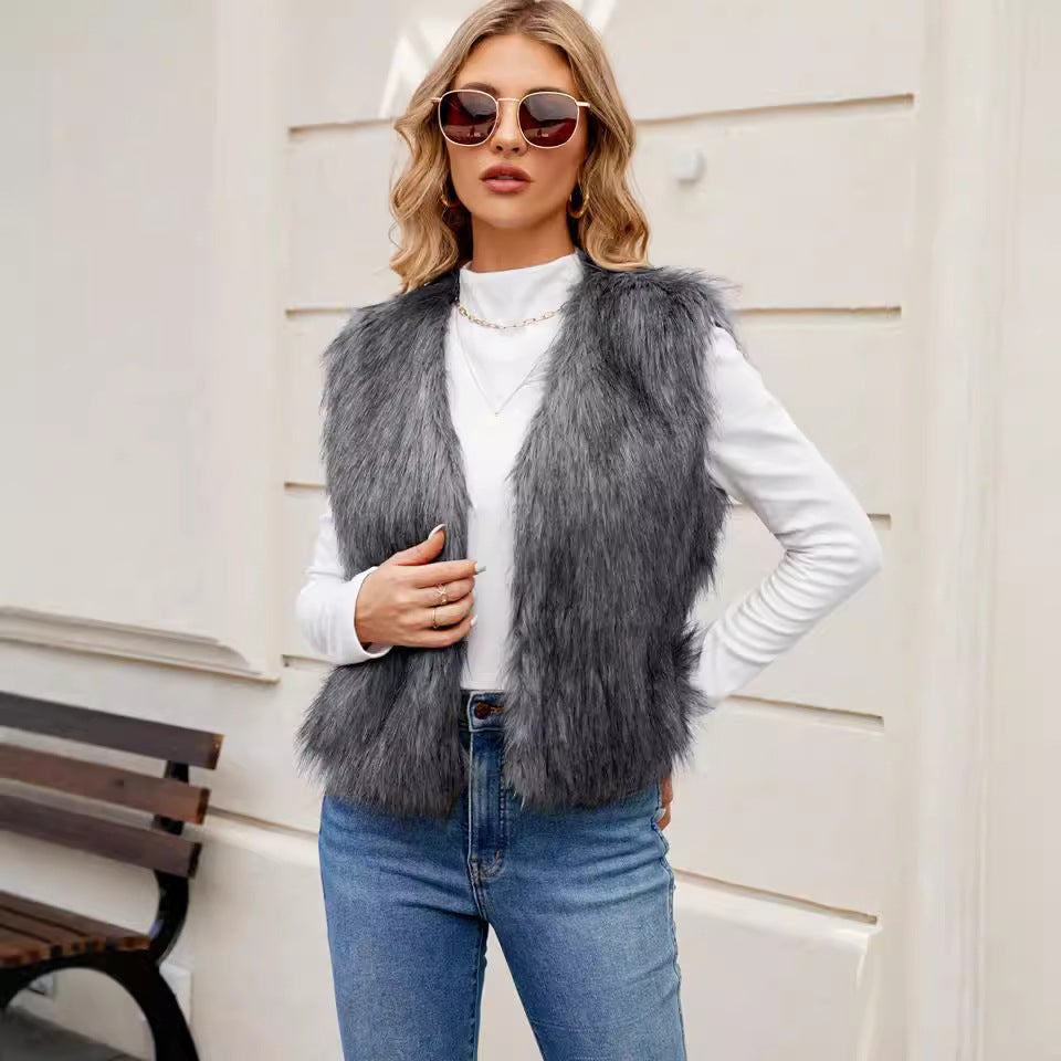 Maeve & Co Women's Faux Fur Jacket - V-Neck Short Fur Jacket with Pockets