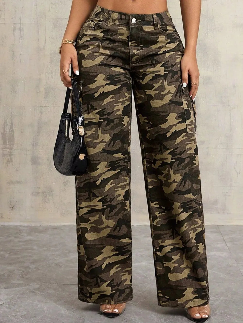 Maeve & Co Women's Camo Cargo Trousers - High-Waisted Wide-Leg Camouflage Jeans