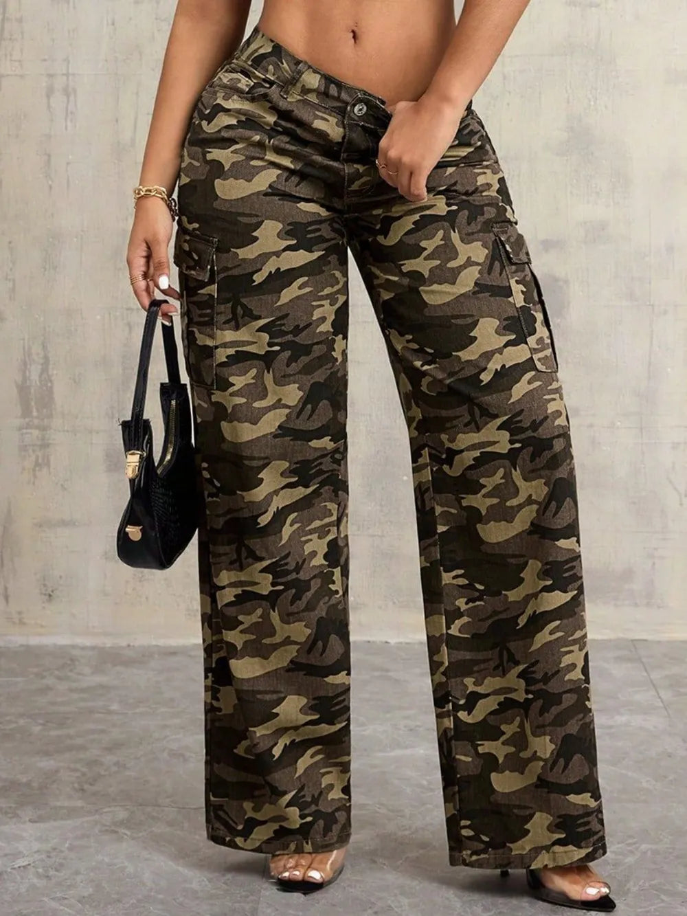 Maeve & Co Women's Camo Cargo Trousers - High-Waisted Wide-Leg Camouflage Jeans