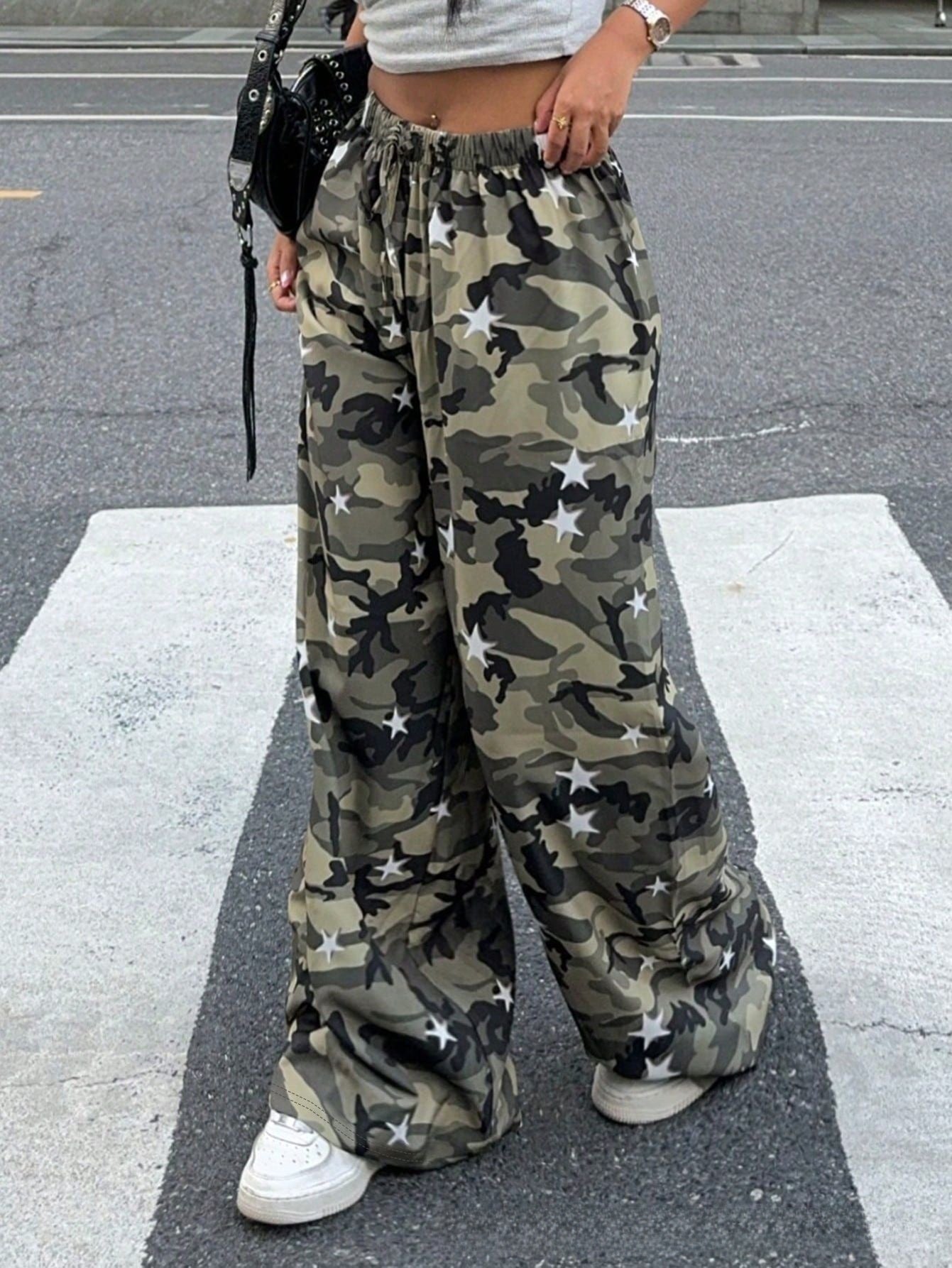 Maeve Women's Wide-Leg Trousers - Camouflage Mid-Rise Stretch