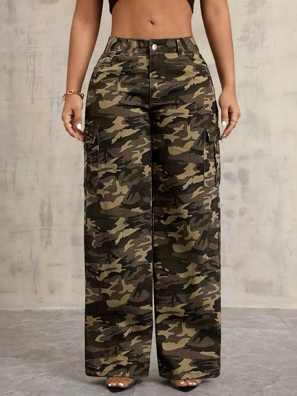 Maeve & Co Women's Camo Cargo Trousers - High-Waisted Wide-Leg Camouflage Jeans