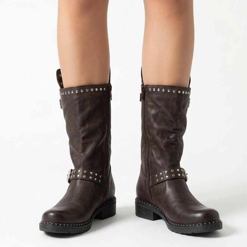 Brown boots, front view