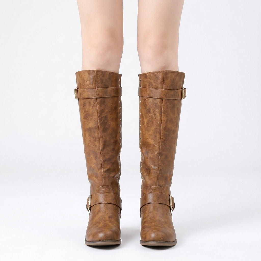 Brown boots, front view