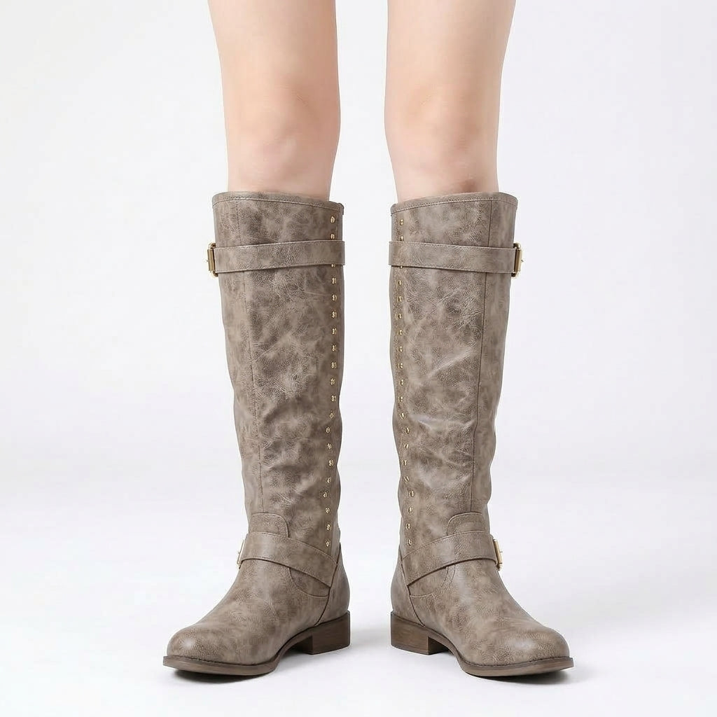 Grey boots, front view