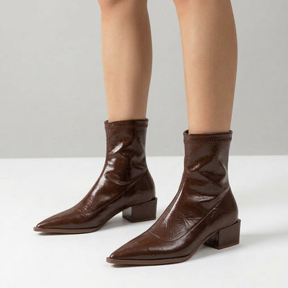 Brown boots, three-quarter view