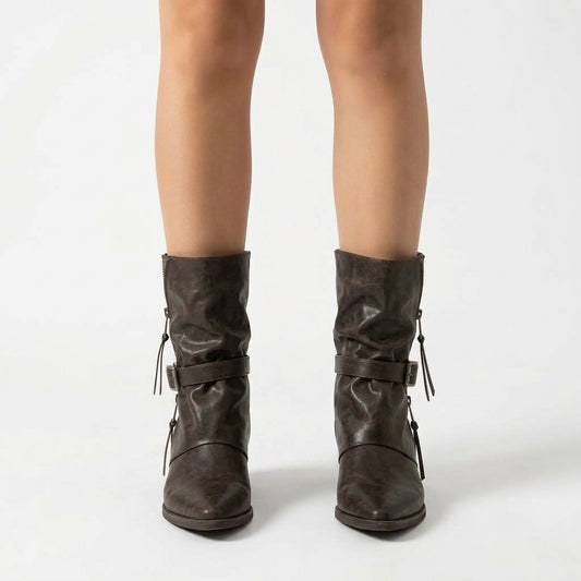 Brown boots, front view