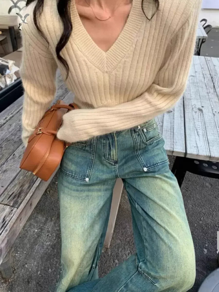 Maeve & Co Women's Cropped Jumper - V-Neck Slim Fit Knit Top, Long Sleeve