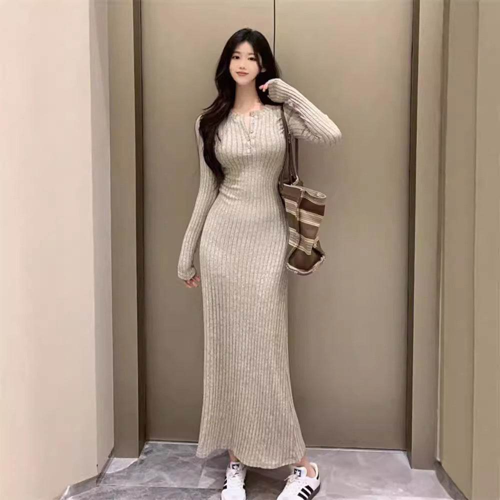 Maeve Women's Knitted Dress - V-Neck Waist-Cinch Maxi