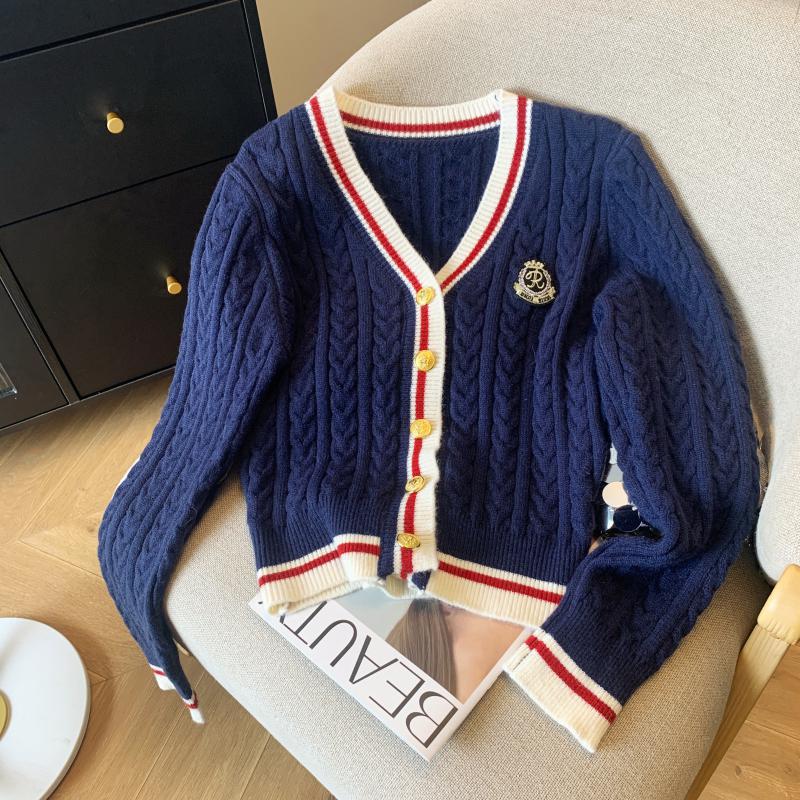 Maeve Women's Chunky Cardigan - Cable-Knit Vintage Acrylic-Knit