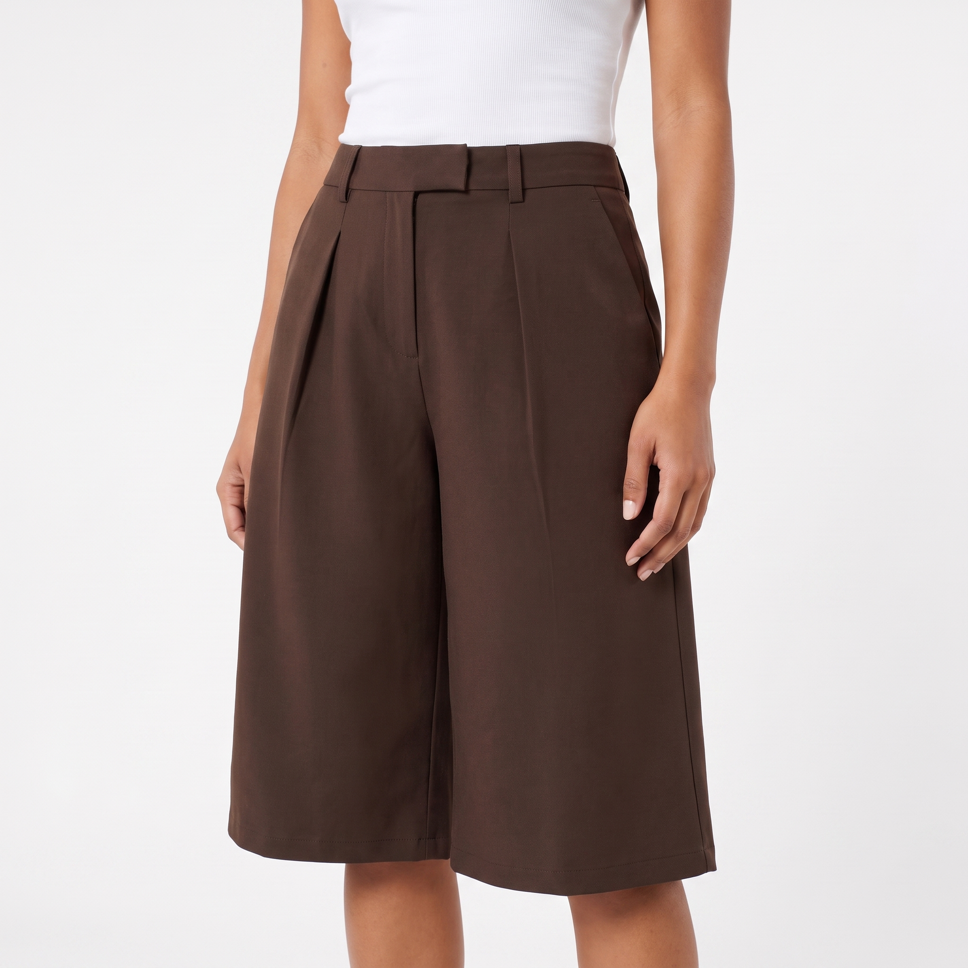 Brown wide-leg culotte shorts - front waist detail