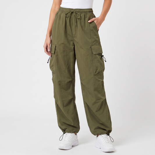 Olive Green - waist down detail