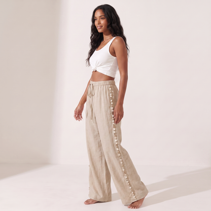Khaki - side