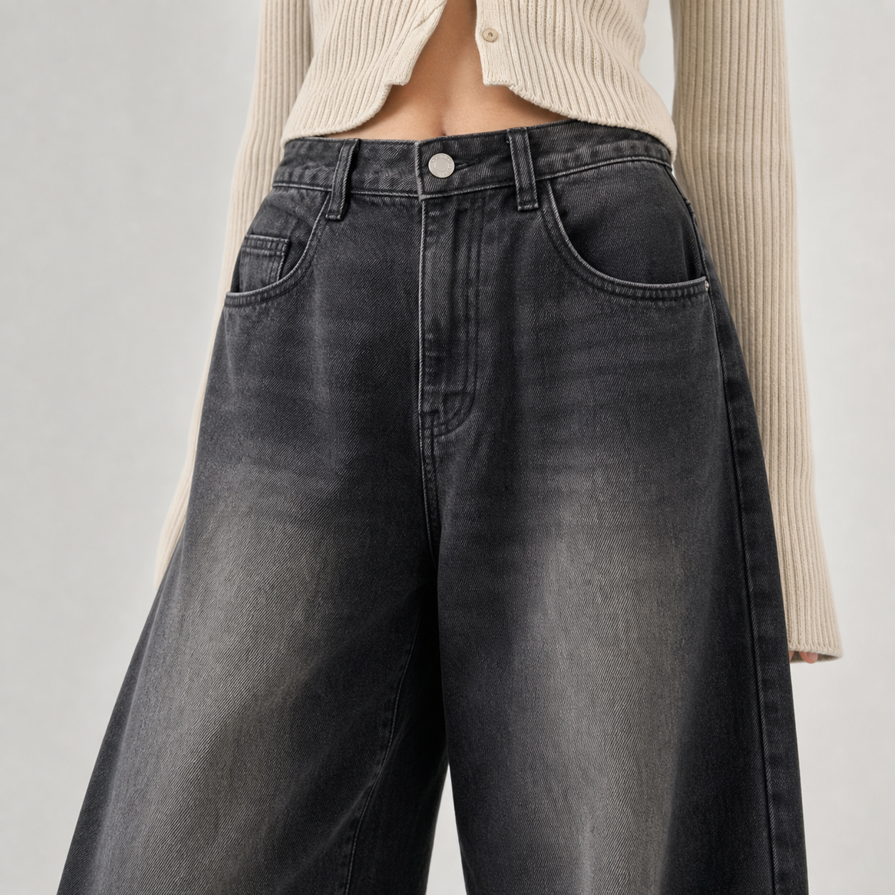 Pair with wide-leg pants – Black – detail