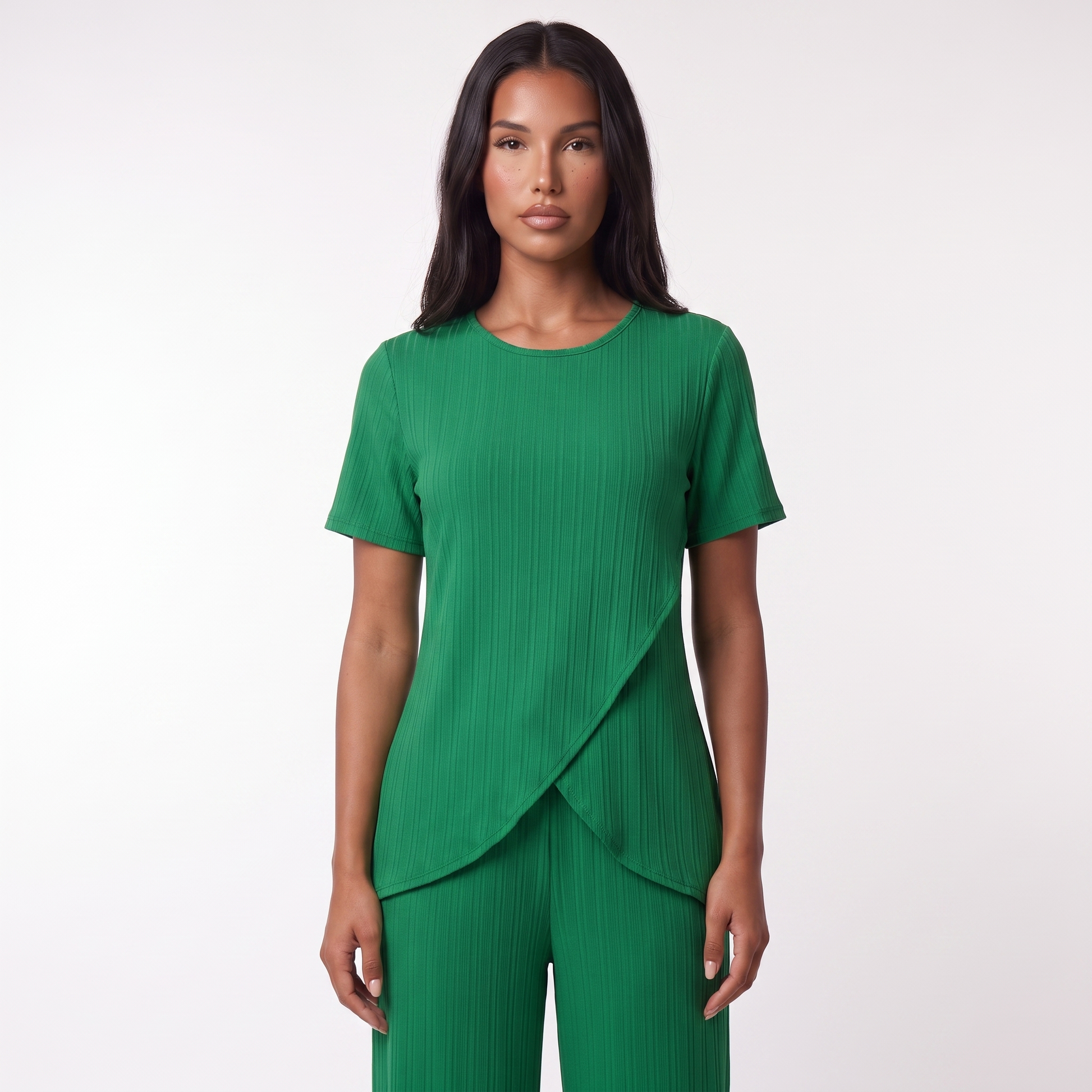 Two-piece crossover-hem set, Green, full look