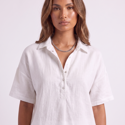 Lapel collar and button placket detail