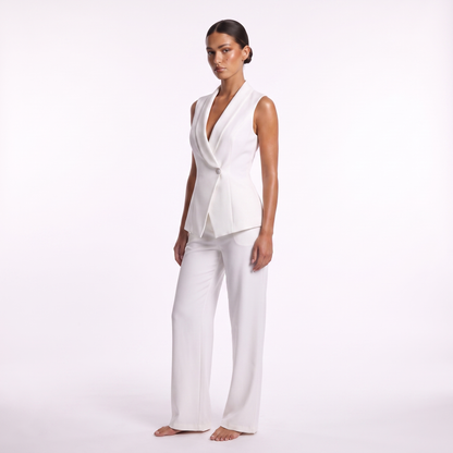 White vest and trousers suit set, three-quarter view